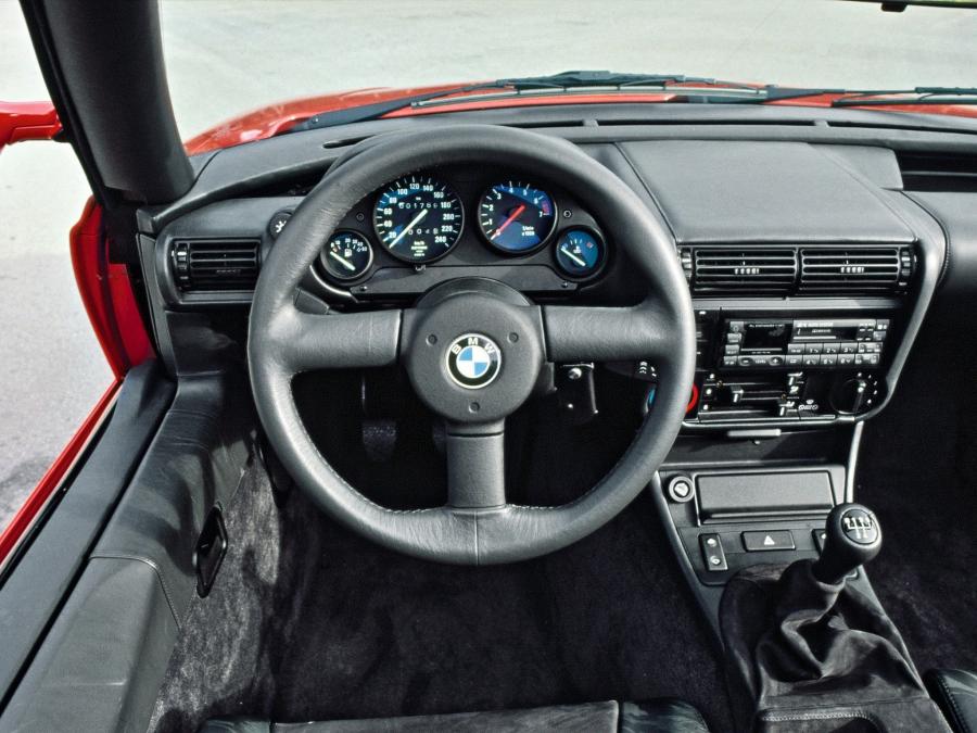 Торпедо BMW Z1 (E30) 1988 года  (фото 60 из 88)
